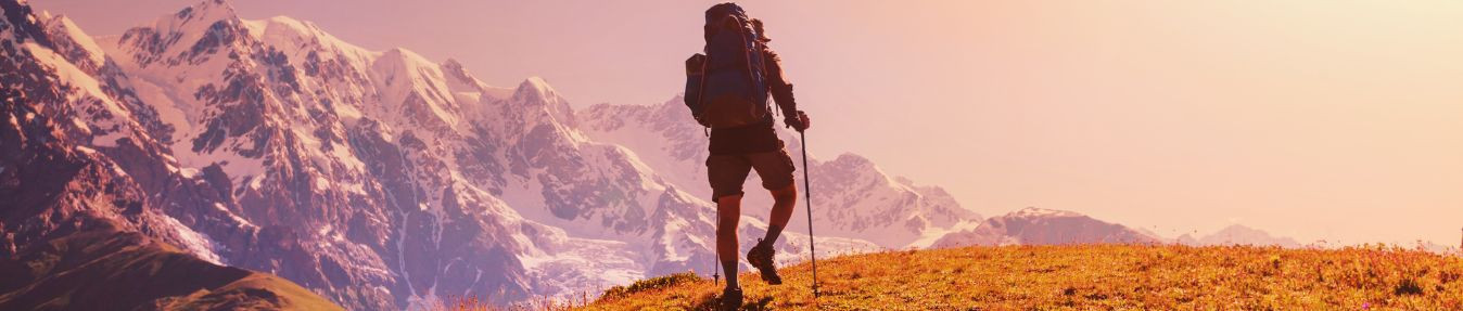 ハイキング、トレイルランニング、ノルディックウォーキング - inuka
